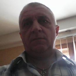 Парень, ищу любовницу в Парень, ищу любовницу в