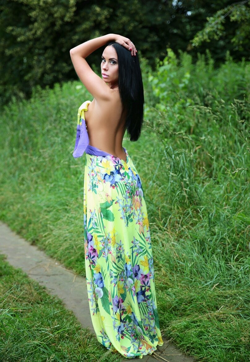 Горячая брюнетка, познакомлюсь в с мужчиной для встреч! Горячая брюнетка, познакомлюсь в с мужчиной для встреч!