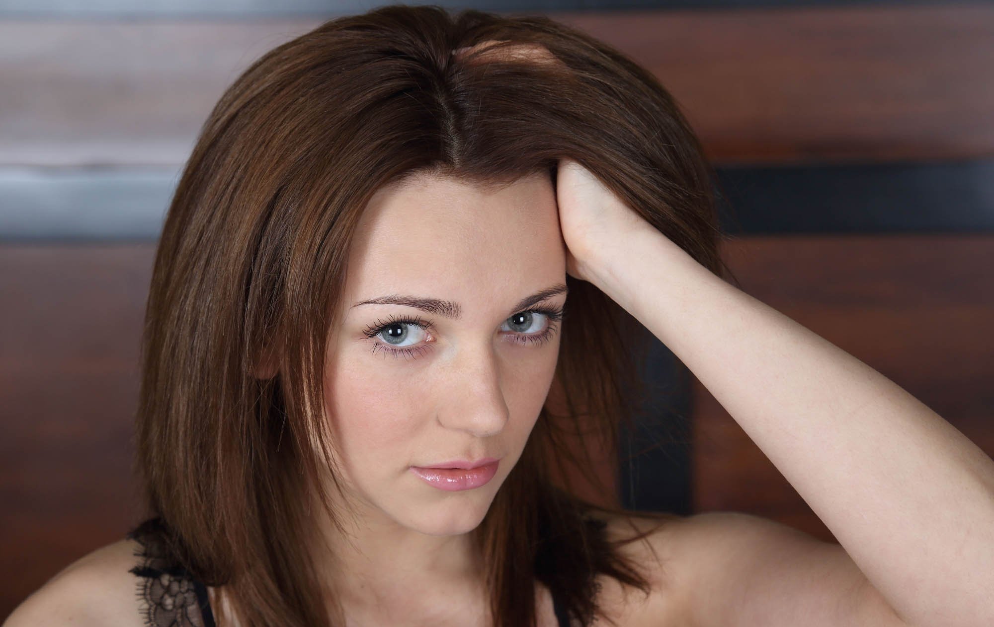 Горячая девушка ищет парня в Горячая девушка ищет парня в