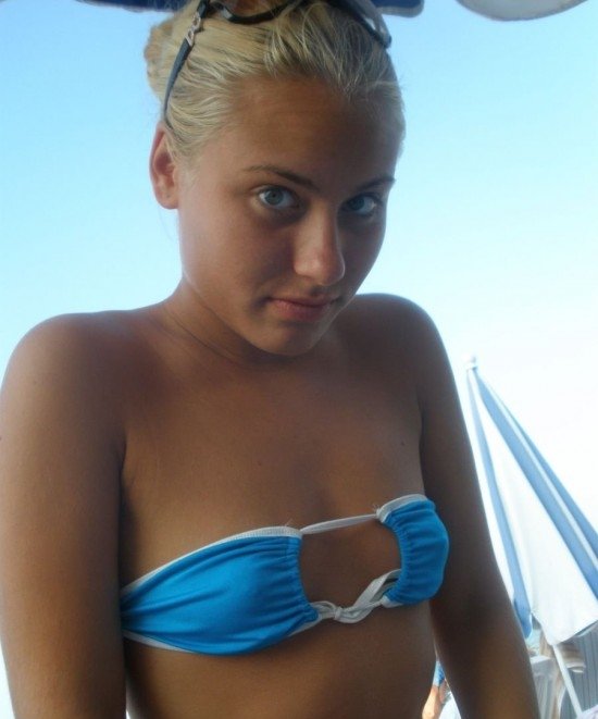 Девушка в поисках жены Девушка в поисках жены