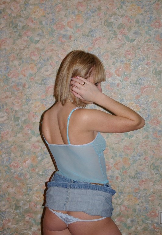 Девушка ищет парня в Девушка ищет парня в