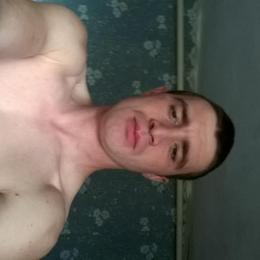 Ищу девушку, женщину, транс-Девушку для общения, встреч и секса. Ищу девушку, женщину, транс-Девушку для общения, встреч и секса.